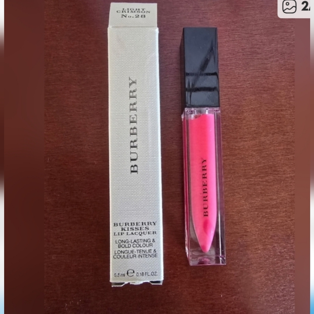 Burberry Kisses Lip Lacquer Long Lasting & Bold Colour Light Crimson No. 28